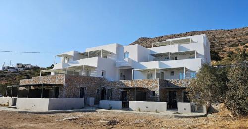 Alopronia Apartment | Livadi Village Sikinos