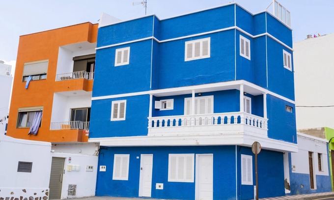 Puerto de Guimar Villa | LIVE PUERTITO CASA AZUL