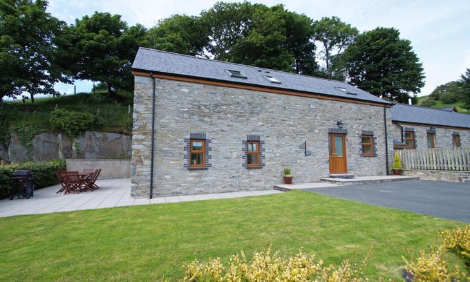 Glandyfi House | Llety'r Buarth