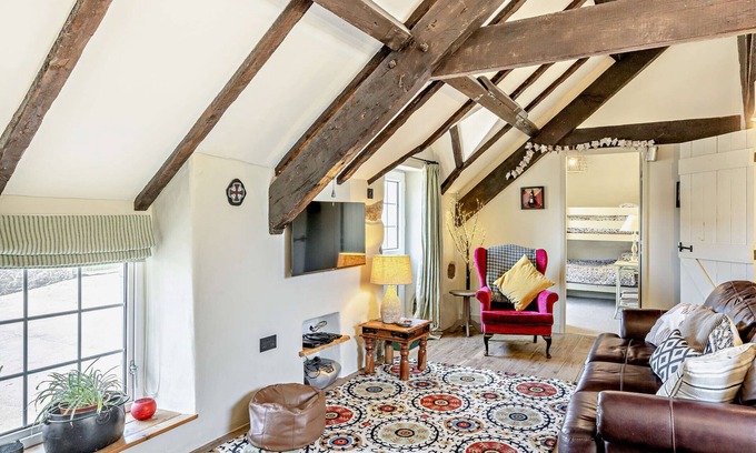 Garn Fadryn Apartment | Llofft Llyn - Two Bedroom Apartment, Sleeps 4