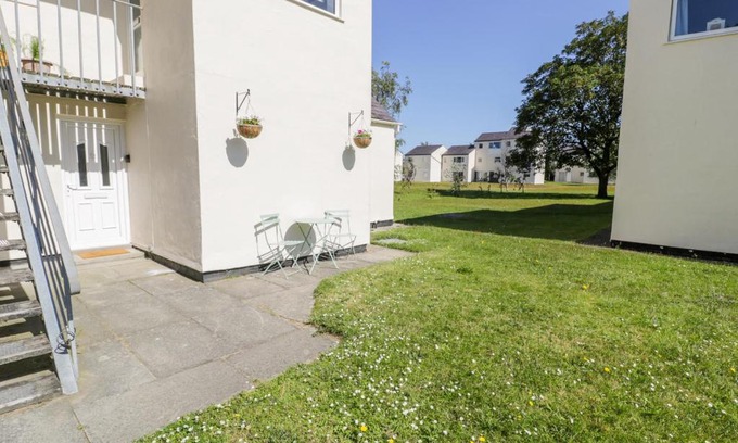 Harlech Apartment | Llygad y Dydd