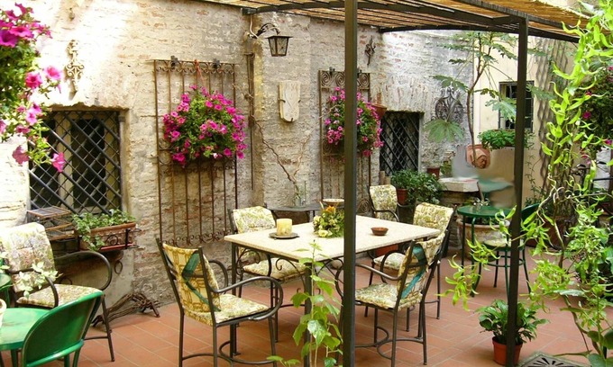 Ferrara Historic Centre House | Locanda Borgonuovo