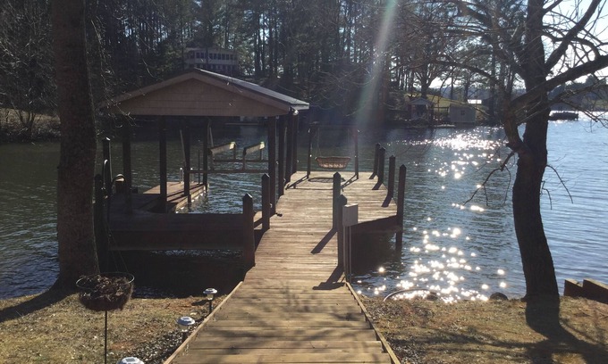 Moneta House | Location! Location! Location! Nice cove and close to all lake activities!