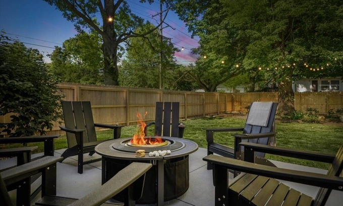 Prairie Village House | Location! w/King Beds+Hottub+GameRoom+Theater+Gym+Solo Stove Fire Pit