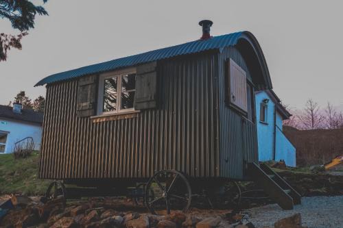Eyre Other | Loch Eyre Shepherd Hut