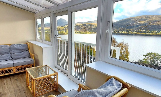 Kinloch Rannoch Apartment | Loch Rannoch Highland Club Red Deer Lodge 02