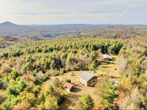 Burks Fork House | Lodges at Buffalo Mountain- 168 private acres