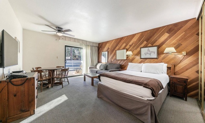 Truckee Condo | Lodgette Ground Floor Unit 135 Bldg C