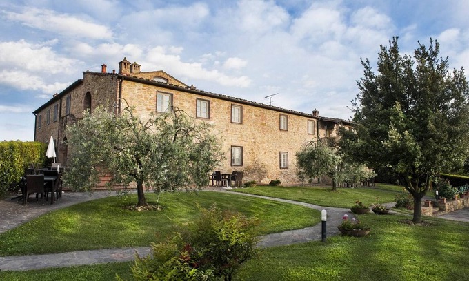 Montaione Apartment | Lodging in Tuscany,pool,children pool,Aircon,family and children friendly, sl3