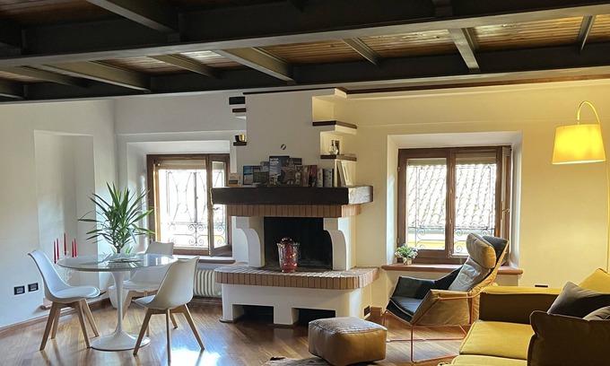 Old Town Apartment | Loft Albinelli in the heart of Modena