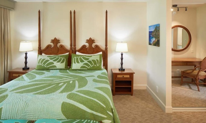 Princeville Condo | Loft Condo with Partial Ocean View