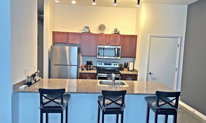 Downtown Memphis Apartment | Loft in downtown, Memphis where all the fun takes place in the city