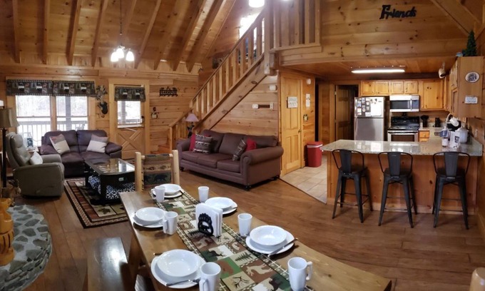 Pigeon Forge Cabin | Log Cabin near the Parkway; Five Star Clean/Sanitized; No Contact Entry