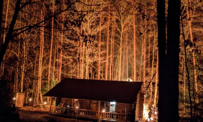 Mongo Cabin | Log Cabin Off Grid, unlimited hiking trails, natural forest