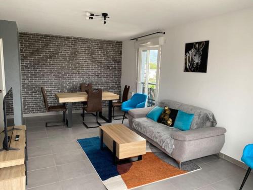 Saint-Genis-Pouilly Apartment | Logement Standing avec parking privé - proche CERN, Genève, ONU