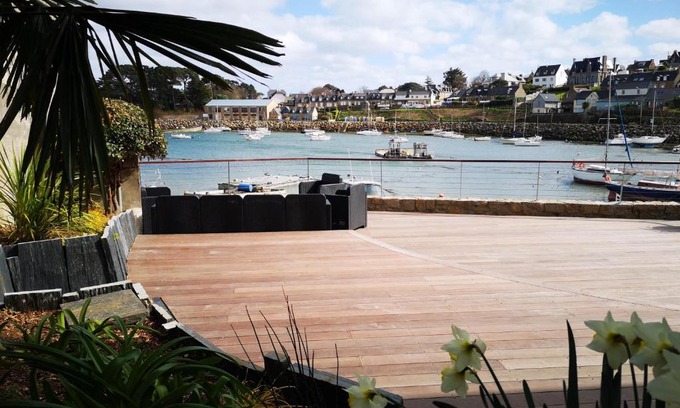 Loguivy House | Loguivy vue mer les pieds dans l eau
