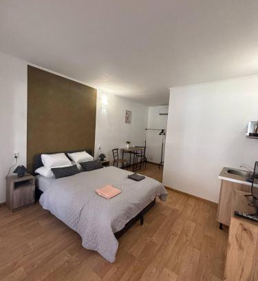 Eger Apartment | Lola Apartman