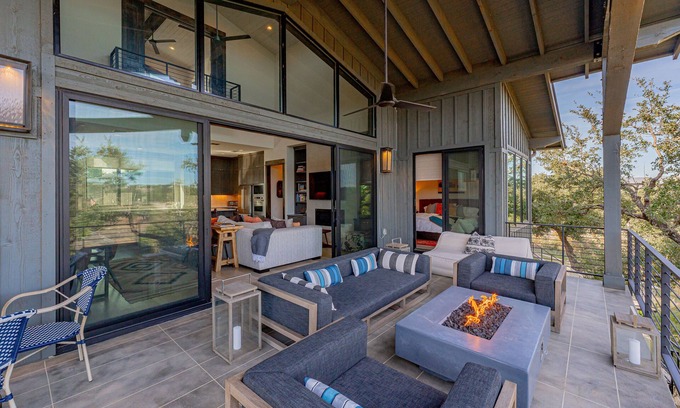 Point Pedernales House | Lola's Lakefront: 3-Bed Treehouse with Porch, Fire Pit & Year-Round Fun