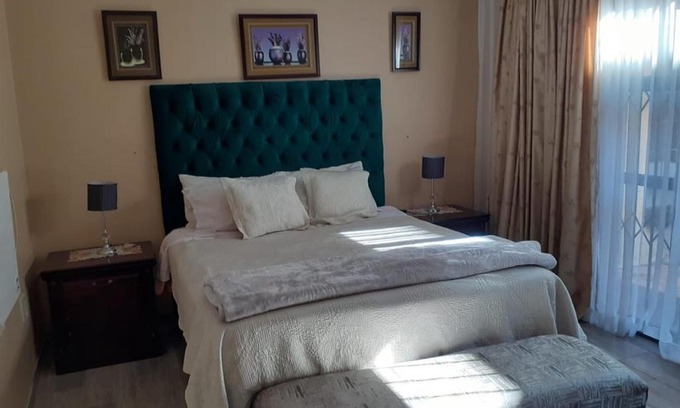 Greater Johannesburg Metropolitan Area Bed & Breakfast | LOLO'S GUEST HOUSE