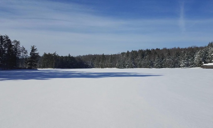 Croghan House | LONG POND RUSTIC HOME SURROUNDED BY WATER w/Great Private Beach