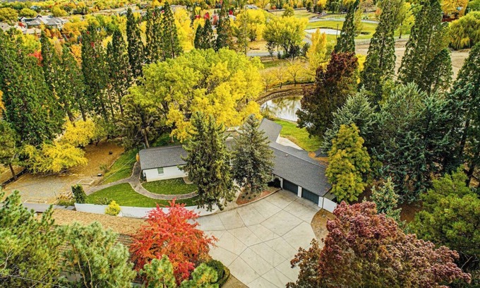 Reno House | Long Term Over 30 Days,Ranch in Country Side of Reno/10Beds