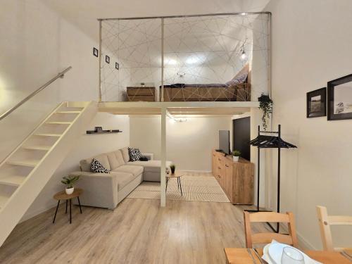 Belso-Ferencvaros Apartment | Lónyay Riverside Apt AC Comfort by the Danube