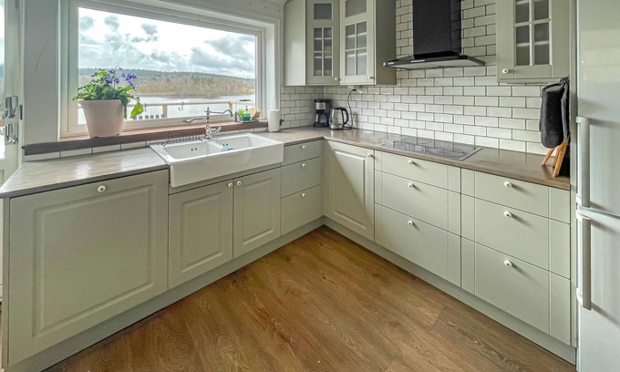 Kungsbacka O House | Look forward to a fantastic vacation home vacation with a view of the lake.