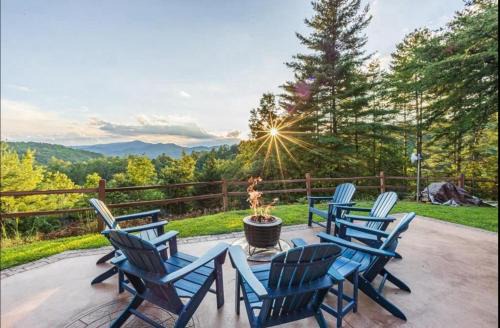 Bryson City House | Lookout Lodge