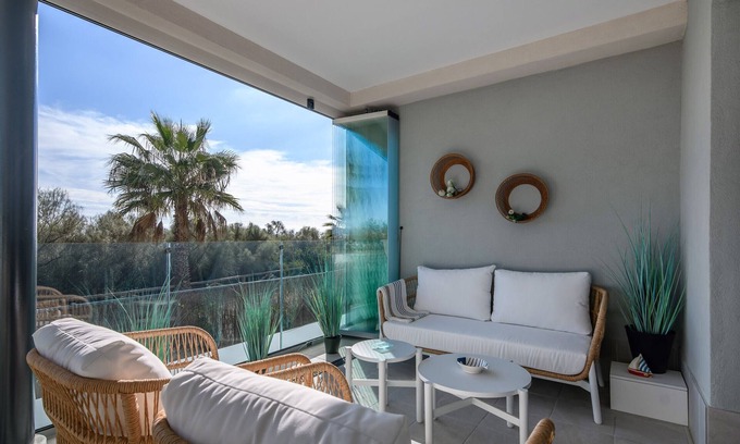 Ayamonte Apartment | Los Camaleones - Playa de los Haraganes HLHC4002P61
