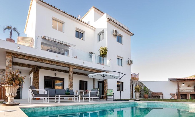 Mezquitilla House | Los Nísperos