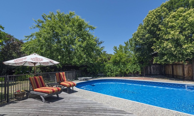 Los Olivos House | Los Olivos Oasis with pool