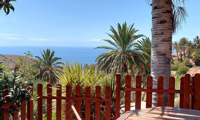 Alojera Cabin | Los Palmeros cabin, ocean and mountain view