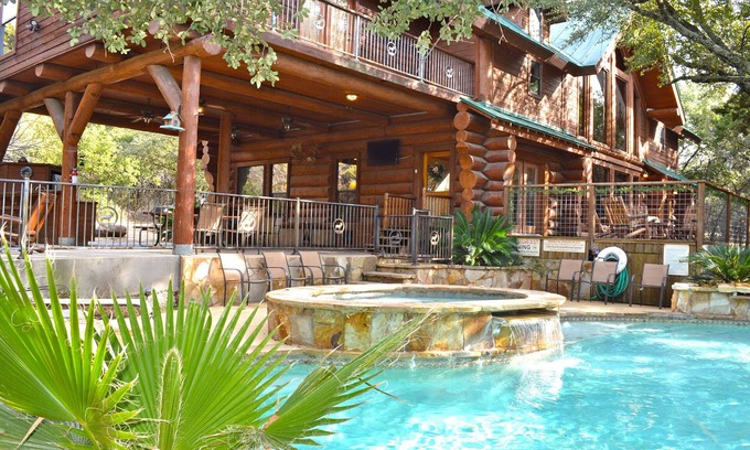Marble Falls Cabin | Lost Moose: Secluded retreat near Lake LBJ