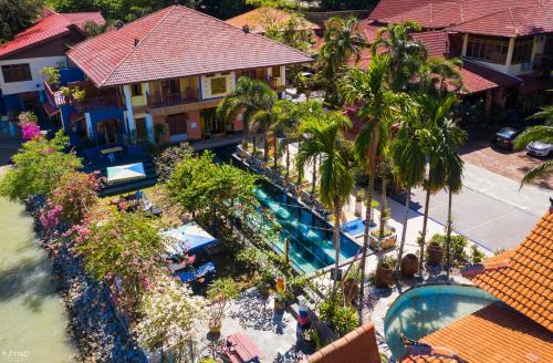 Tanjung Bungah Resort | Lost Paradise Resort
