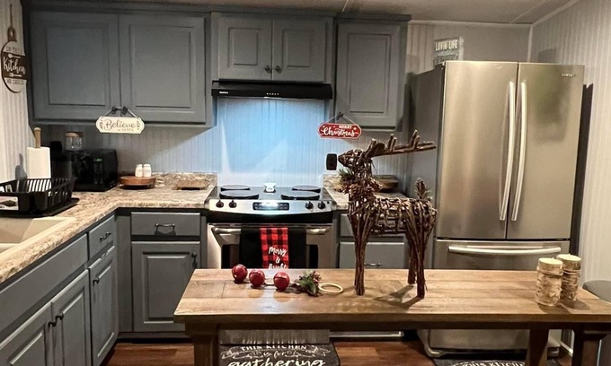 Eufaula House | “LOTS OF FUN LAKE HOUSE” in WHITE OAK SHORES!
