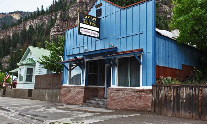 Ouray Apartment | Lotus Mountain Suites - The Gallery Condo