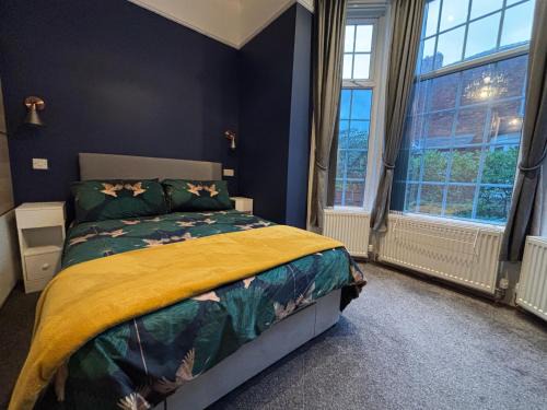 Southport Apartment | Louise Suite