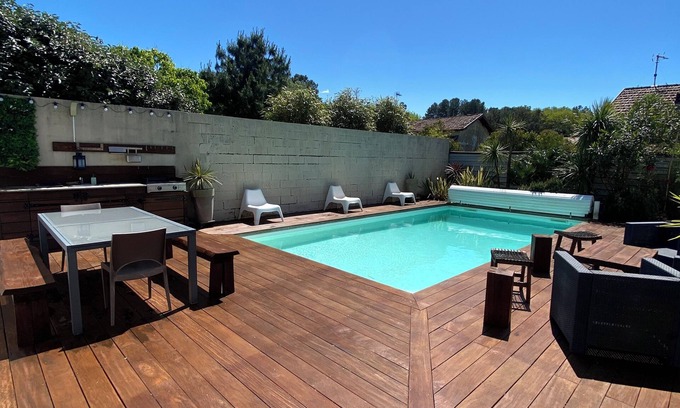 Tarnos House | Lounaia house with large swimming pool, near beaches, between Bayonne and Hossegor