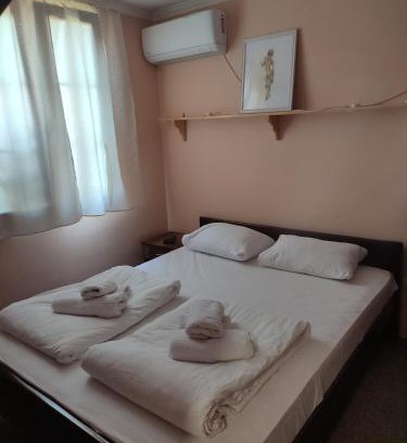 Banatski Karlovac Bed & Breakfast | Lovački dom