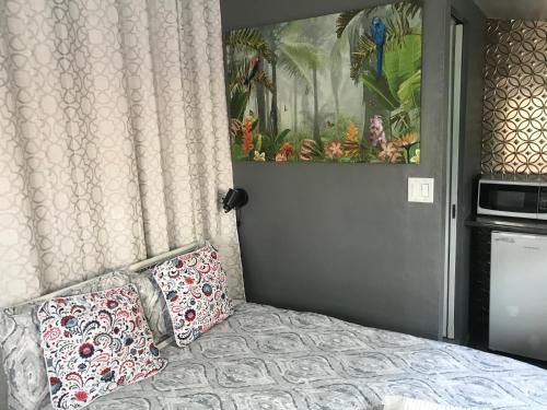The Junction Apartment | Love-nest With Private Hot Tub