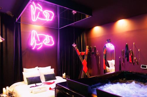 Saint-Charles Apartment | Love Room Marseille - Aphrodisia