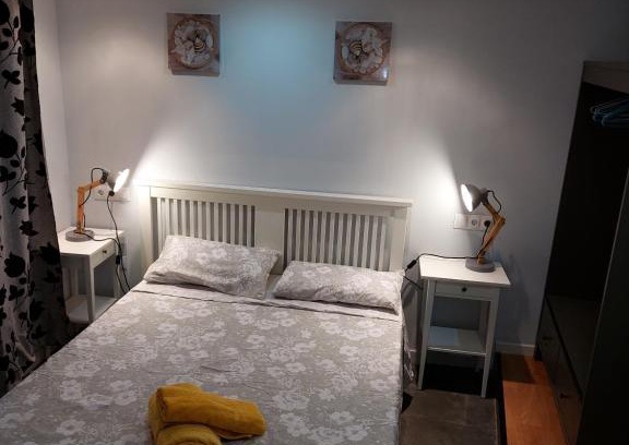 Alicante City Centre Apartment | Love story estudio