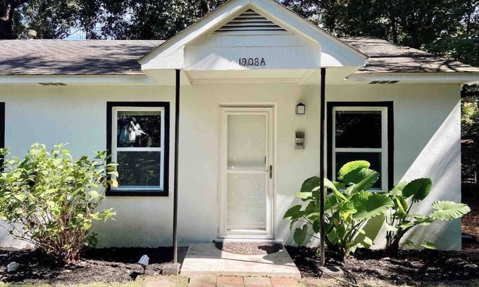 North Charleston House | Lovely 1-bedroom apartment in North Charleston