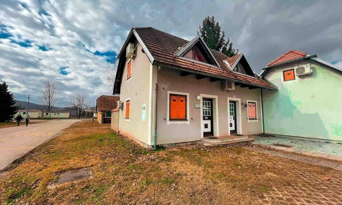Terme Catez House | Lovely 2-Bedroom House in Terme Catez
