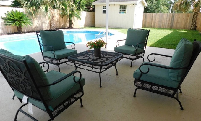 Northeast Pensacola House | Lovely 3 Bedrm/2 Full Bath Private Home w/Pool!