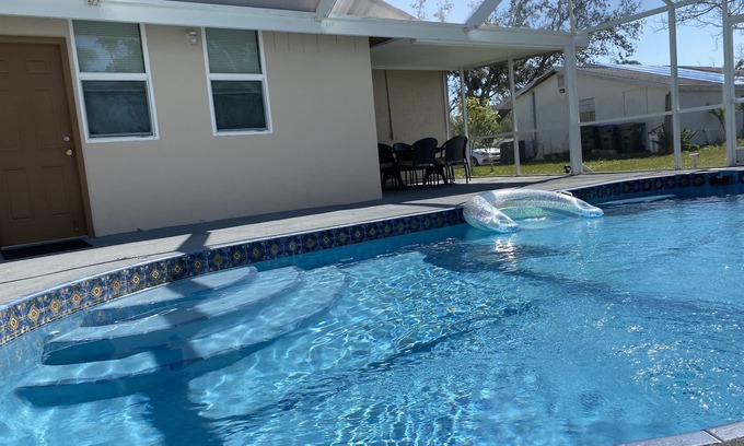 North Port House | Lovely 3 bedrooms house with private pool