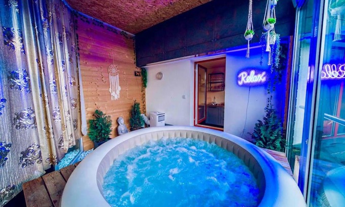 Prague 5 Apartment | Lovely 3BD - Rooftop - Jacuzzi&Sauna
