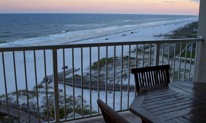 Orange Beach Condo | Lovely 7th Floor Beachfront 2BR Condo!