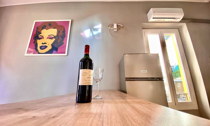 Musicians Quarter Apartment | Lovely and sunny loft heart of Nice with A/C!