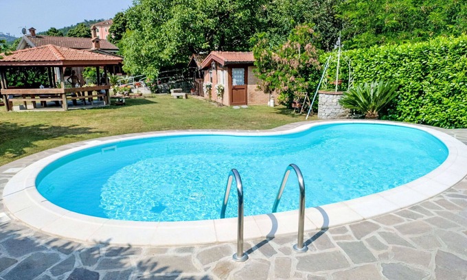 Casarza Ligure Apartment | Lovely apartment for 6 guests with private pool, A/C, WIFI, TV and terrace